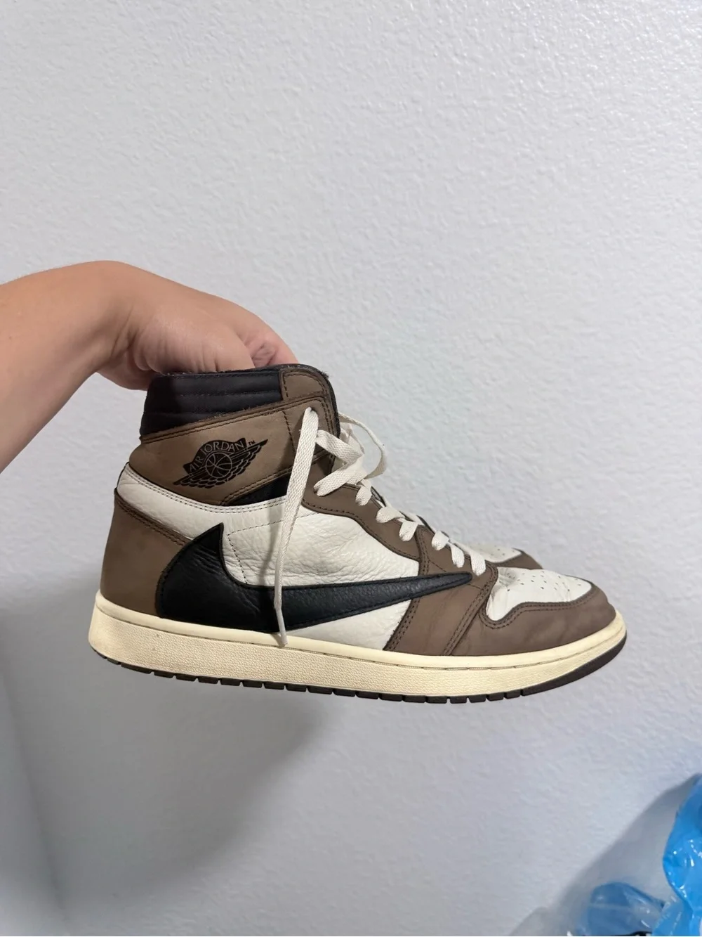 Air Jordan 1 High Travis Scott